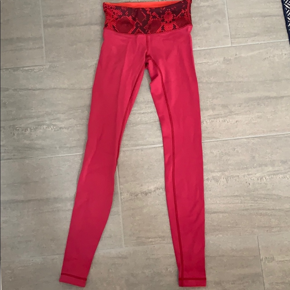 Lulu Lemon Reversible Wonder Under Leggings